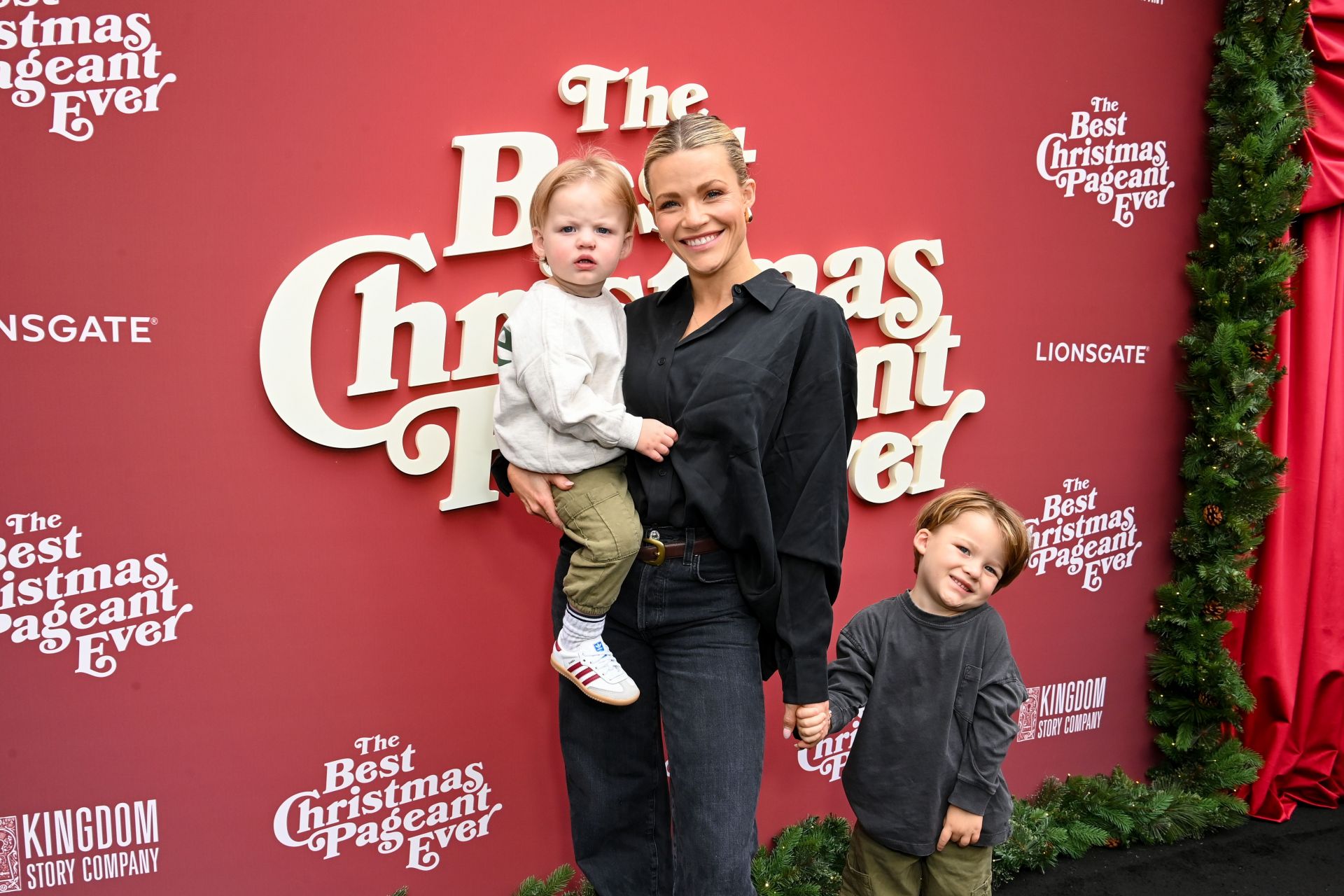 &quot;The Best Christmas Pageant Ever&quot; Los Angeles Premiere - Source: Getty