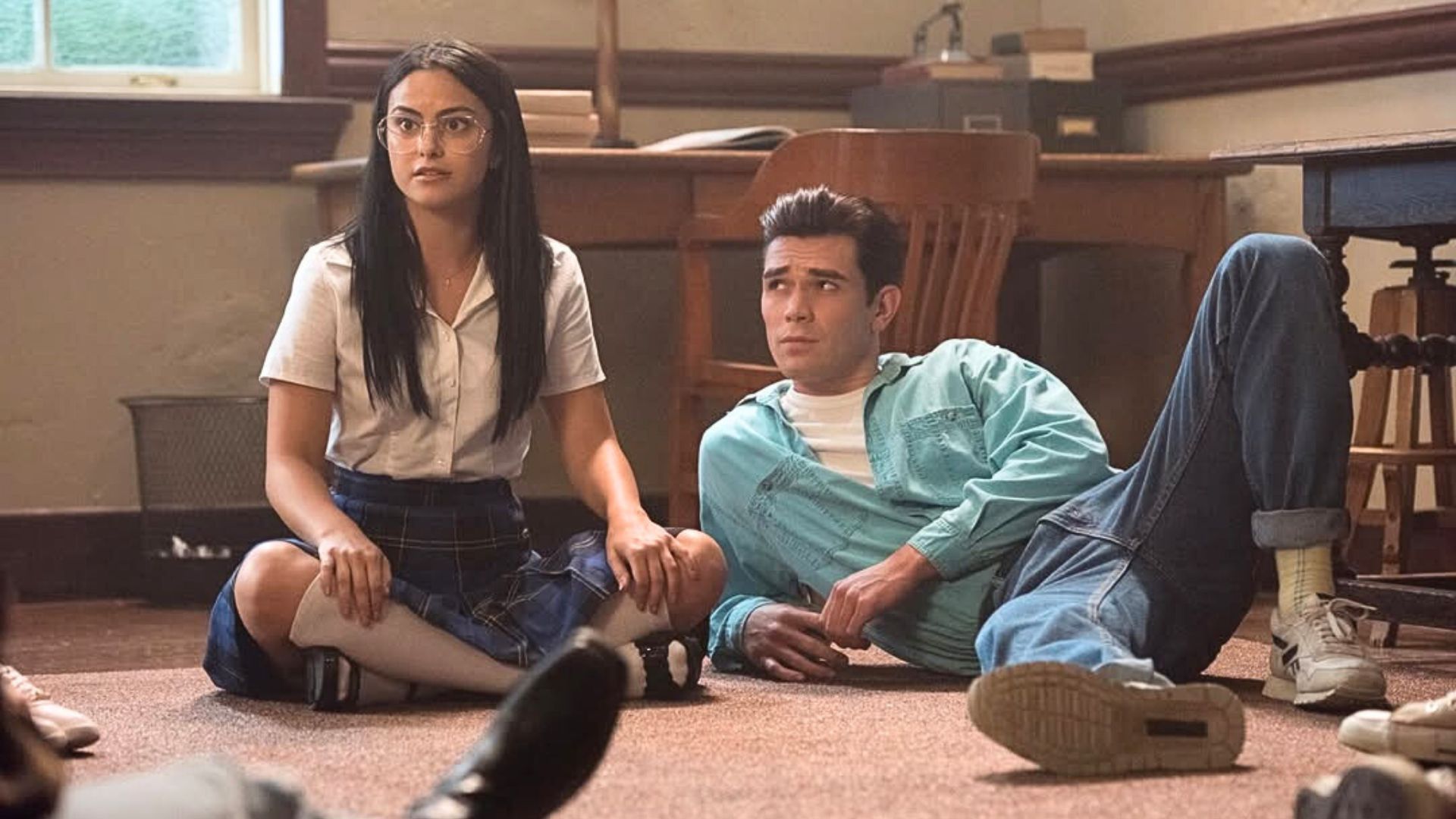 5 shows like Riverdale (Image via Instagram/@thecwriverdale)