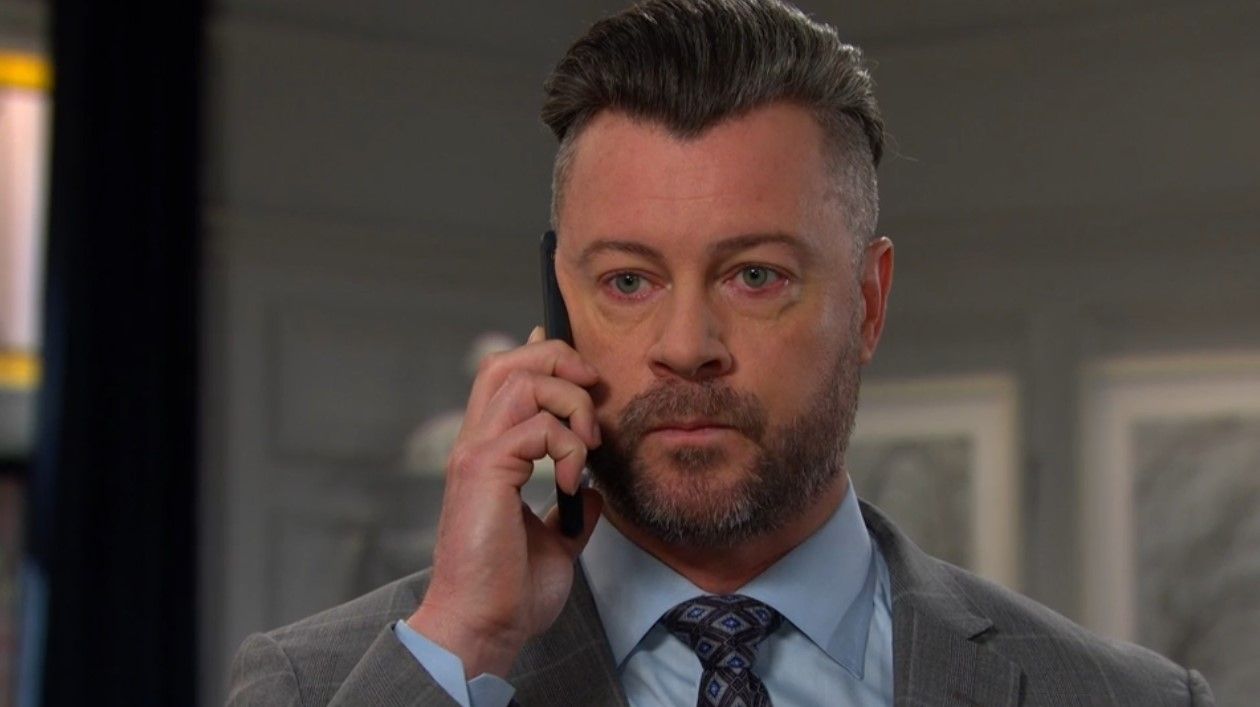 EJ (Dan Feuerriegel) worked on a secret plan. \Image: Peacock