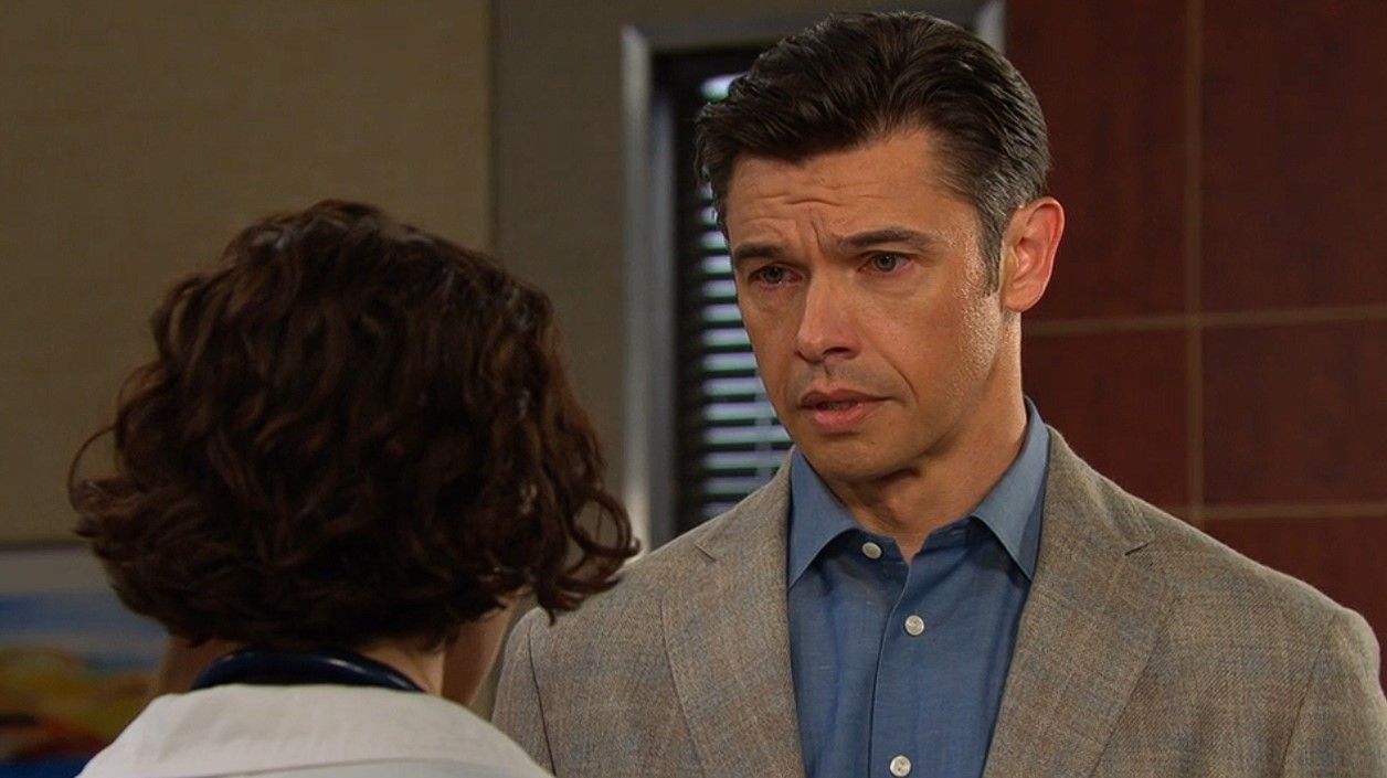 Xander (Paul Telfer) and Sarah (Linsey Godfrey) had a breakthrough based on another lie. \Image: Peacock