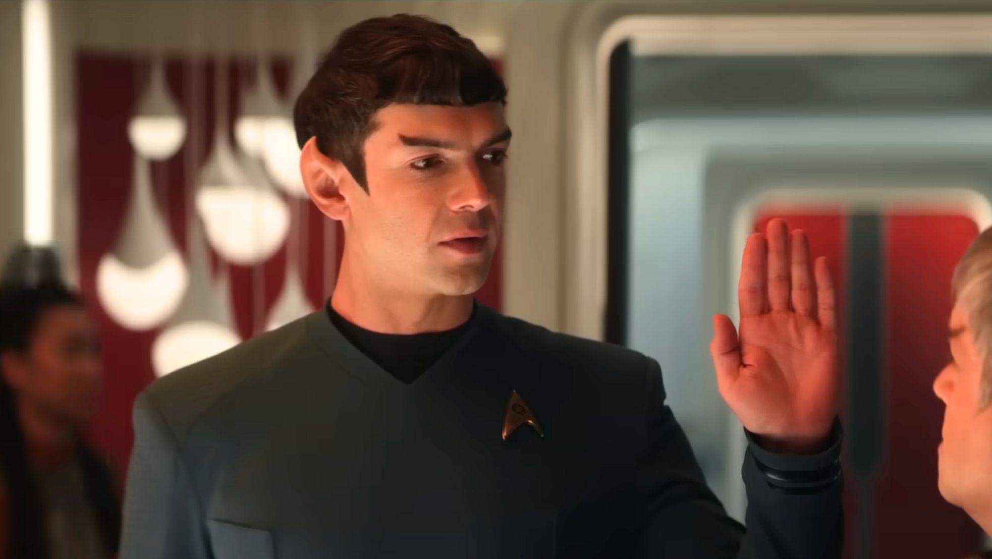 Ethan Peck as Lieutenant Spock (Image via YouTube/Paramount Plus)