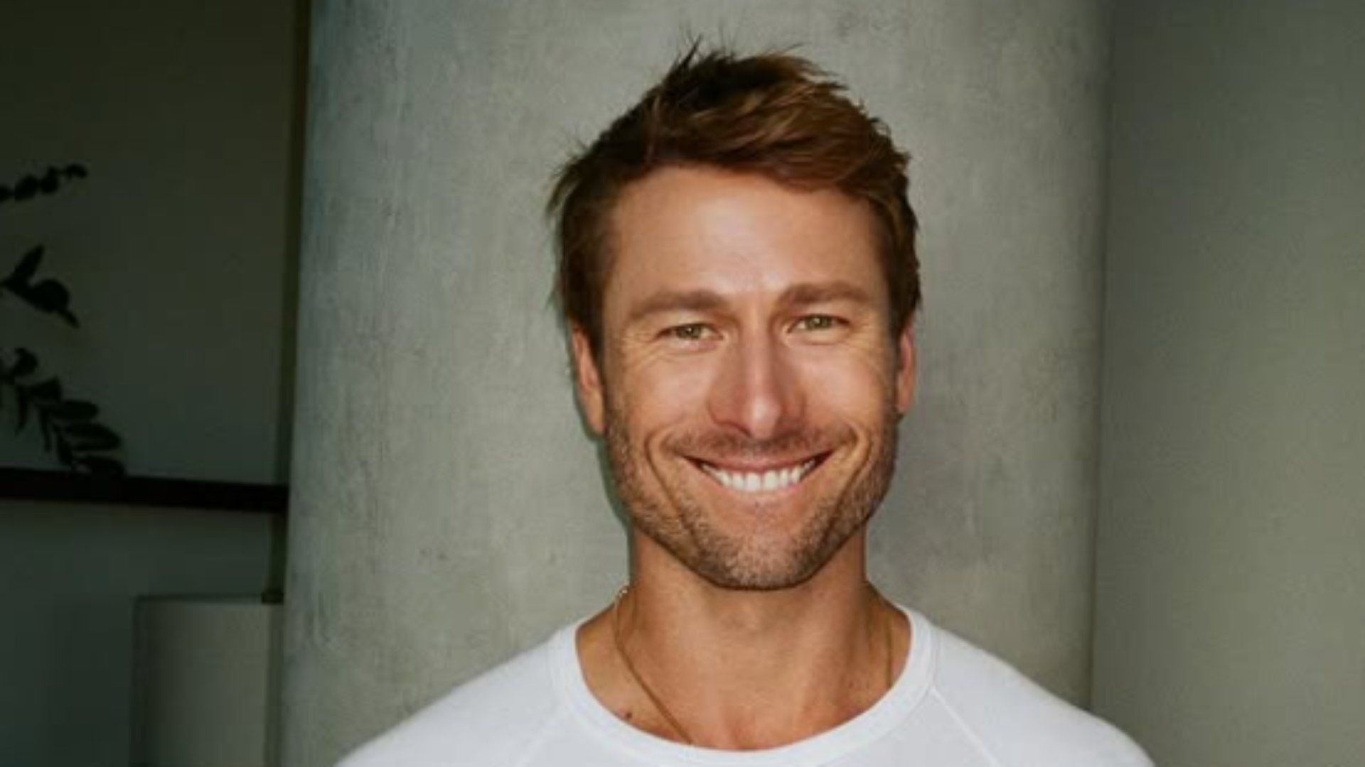 Glenn Powell (Image via Instagram/@glenpowell)