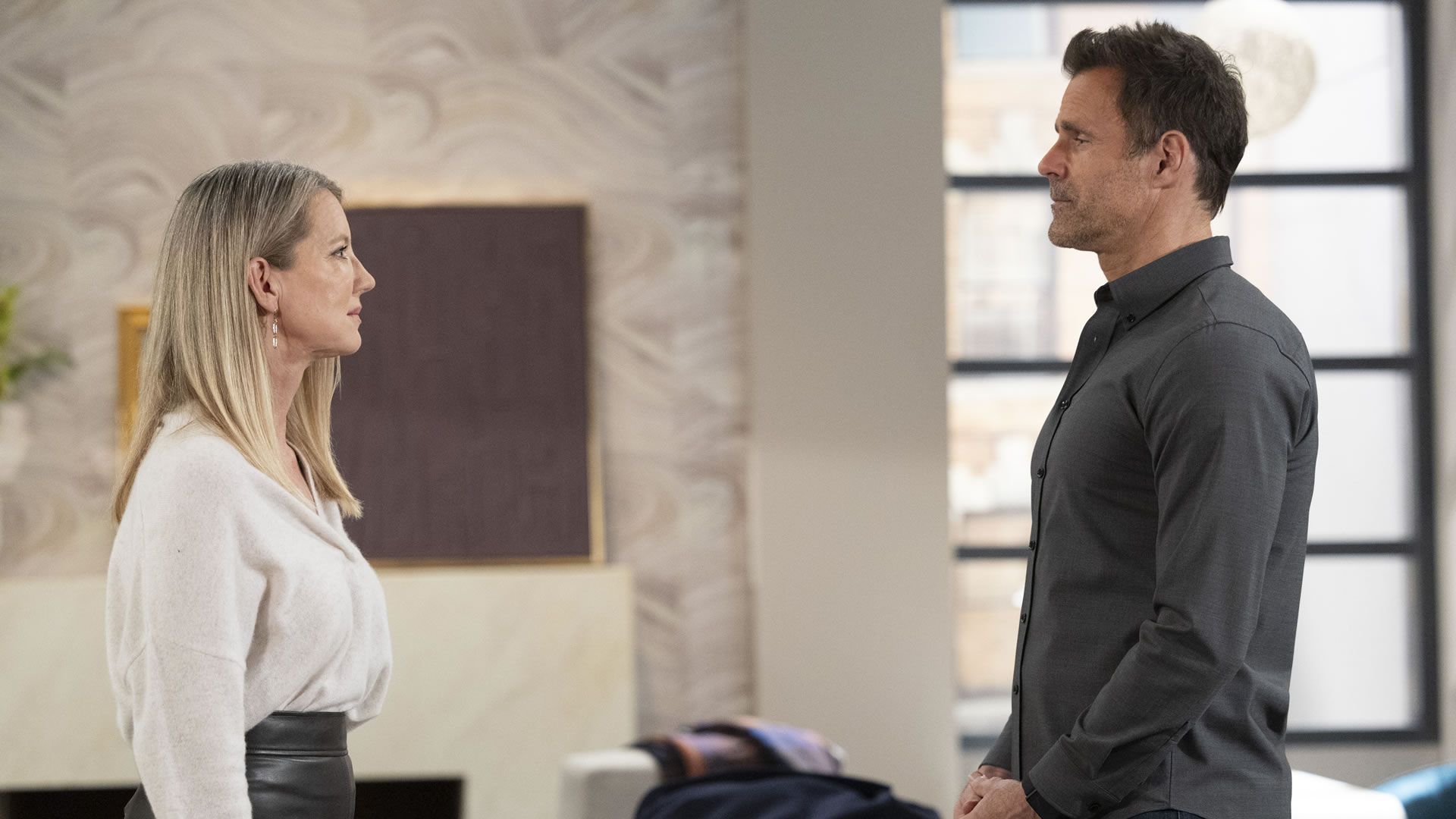 General Hospital&#039;s Nina talking with Drew. | Image Source: ABC