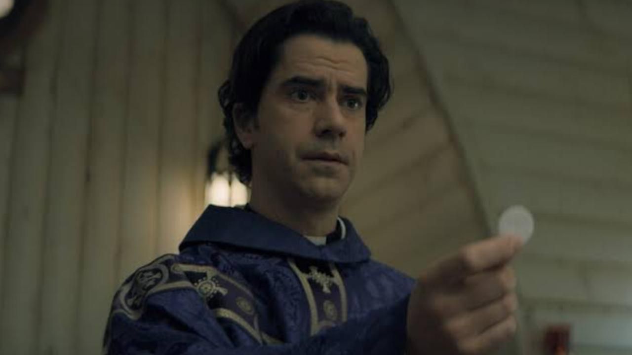 Midnight Mass | Image Source: Netflix