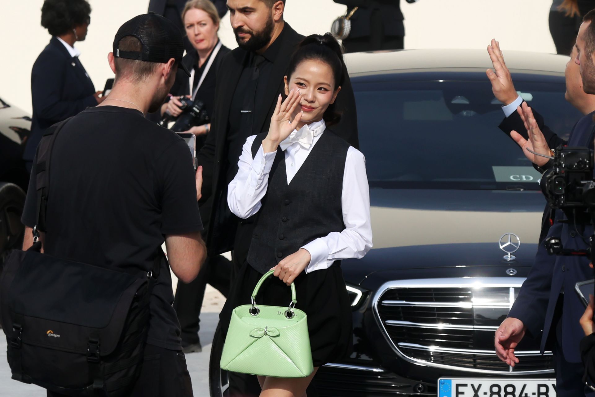 Christian Dior: Outside Arrivals - Paris Fashion Week - Womenswear Spring/Summer 2026 - Source: Getty