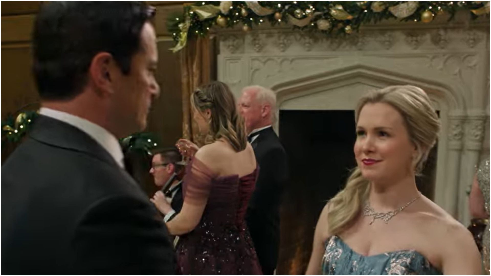 A still from Hallmark Countdown to Christmas | Image via Hallmark Channel