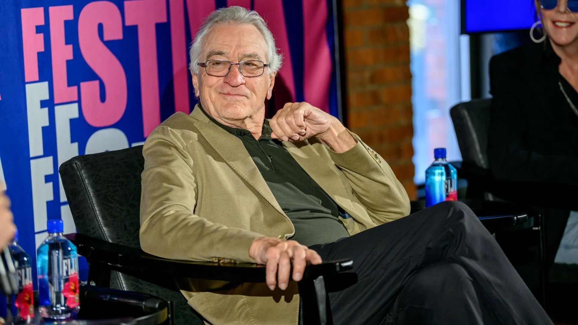 Robert De Niro slams POTUS Trump (Image via Getty)