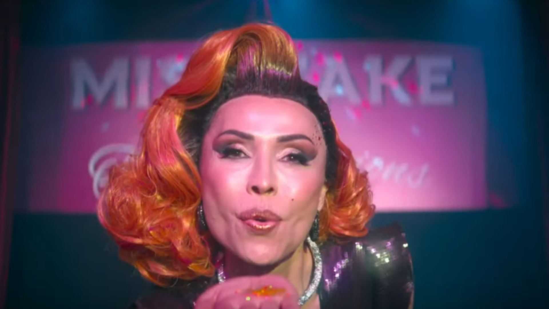 A still from Frauds Season 1 Trailer. (Image Via: Serienjunkies, YouTube)