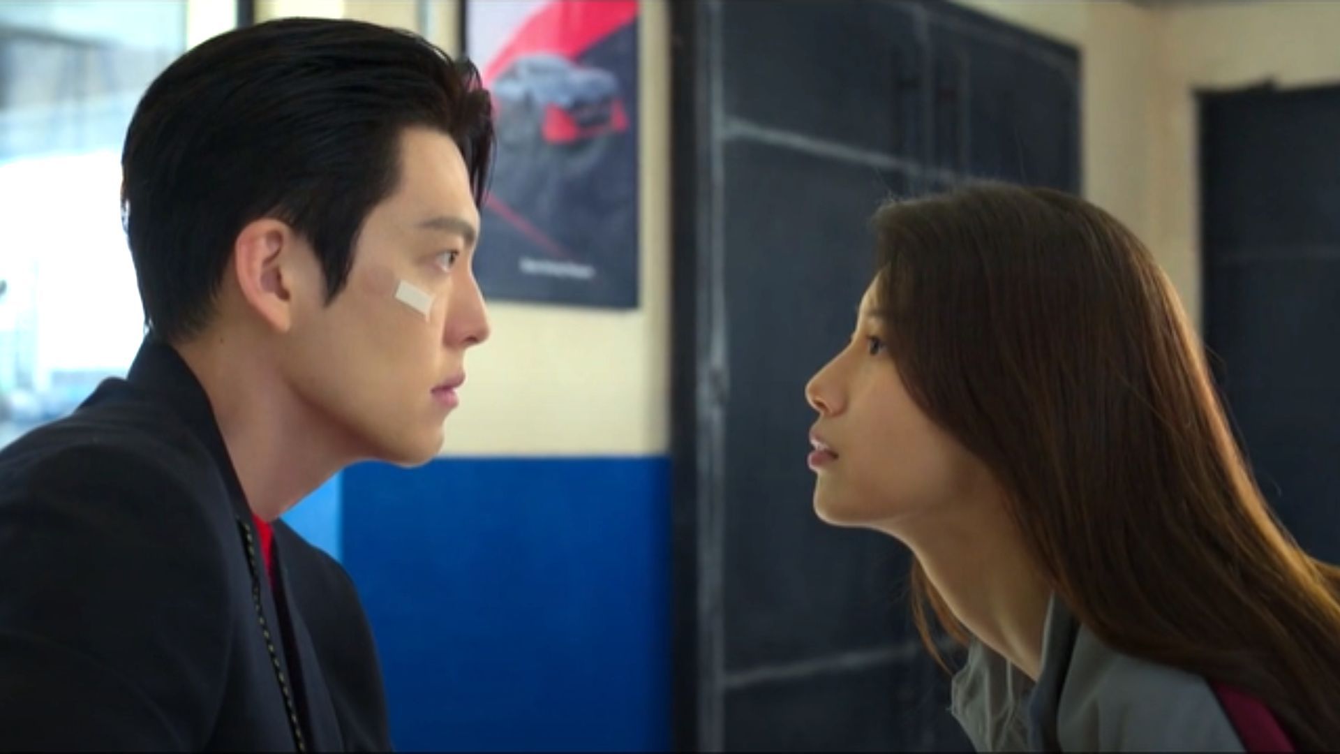 Genie, while talking to Ki Ka-young (Image via Netflix)