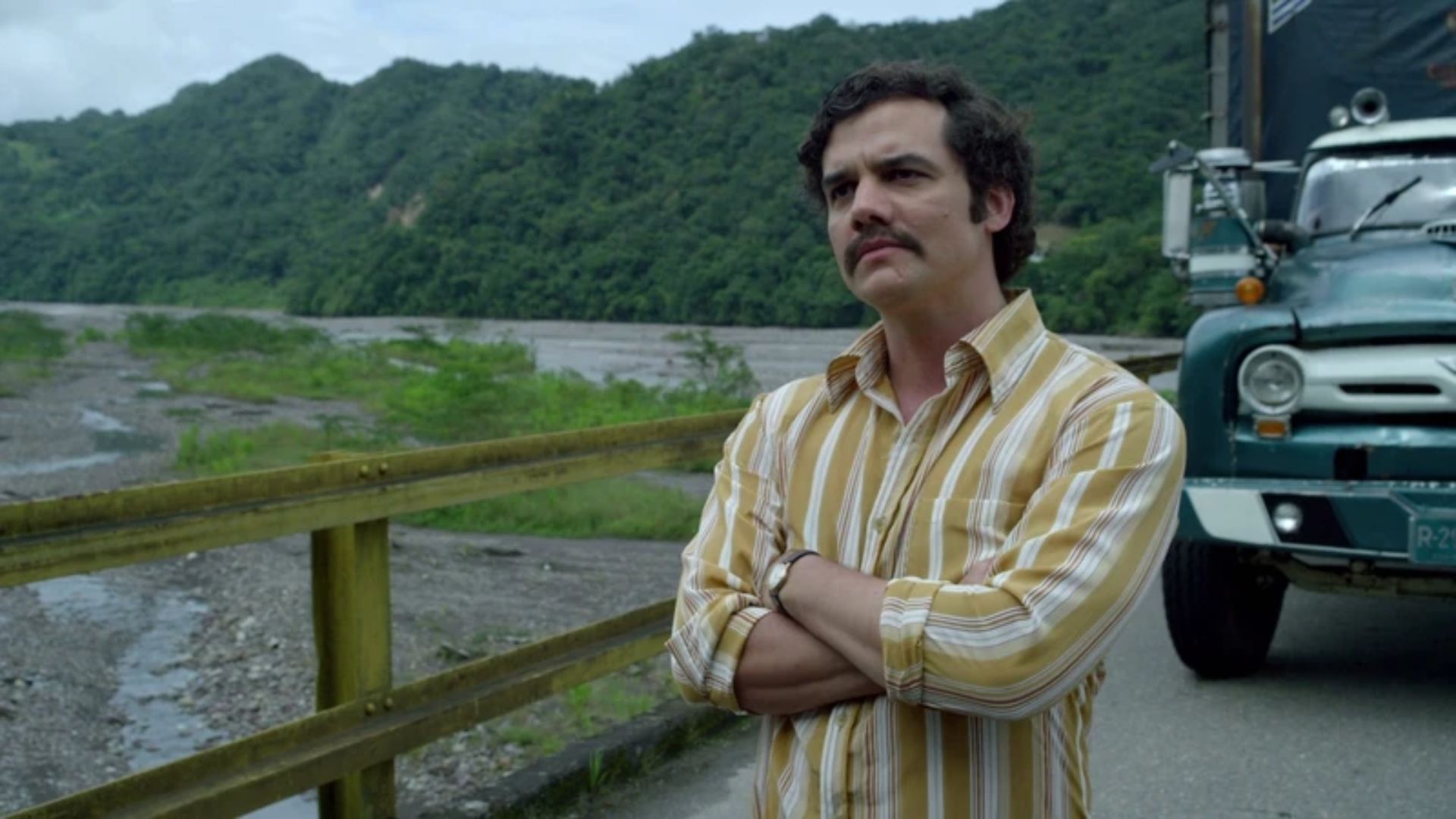 Pablo&#039;s conversation with the Colombian Police | Image via MUBI