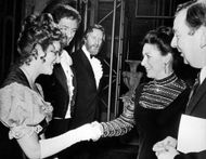 Patricia Routledge (Left) at the Birmingham Repertory Theatre | Image via Getty