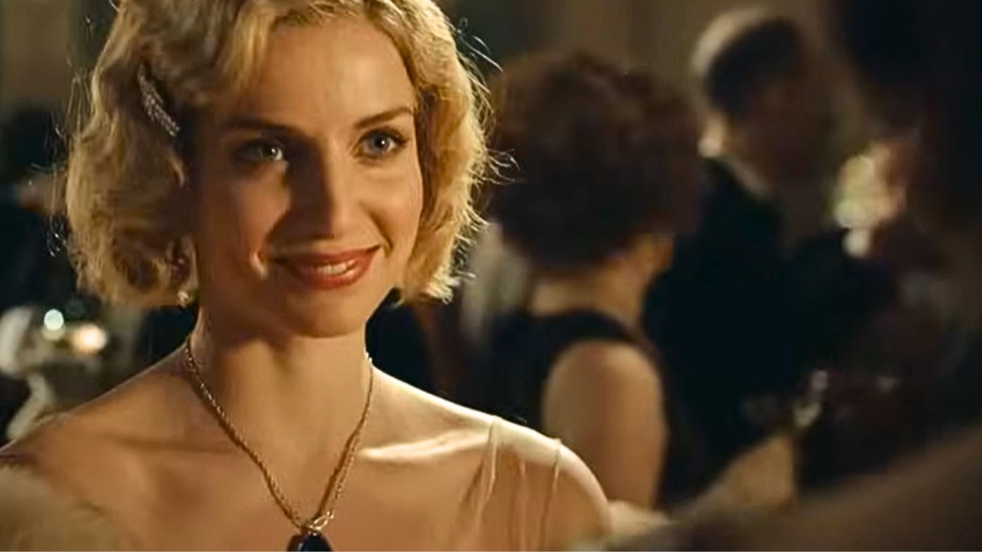  Annabelle Wallis as Grace in Peaky Blinders (Image via BBC)