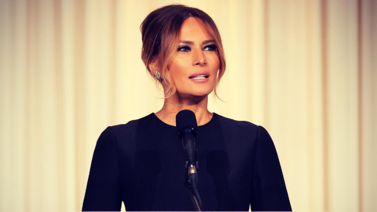 Melania Trump (Image via Instagram @/melaniatrump)