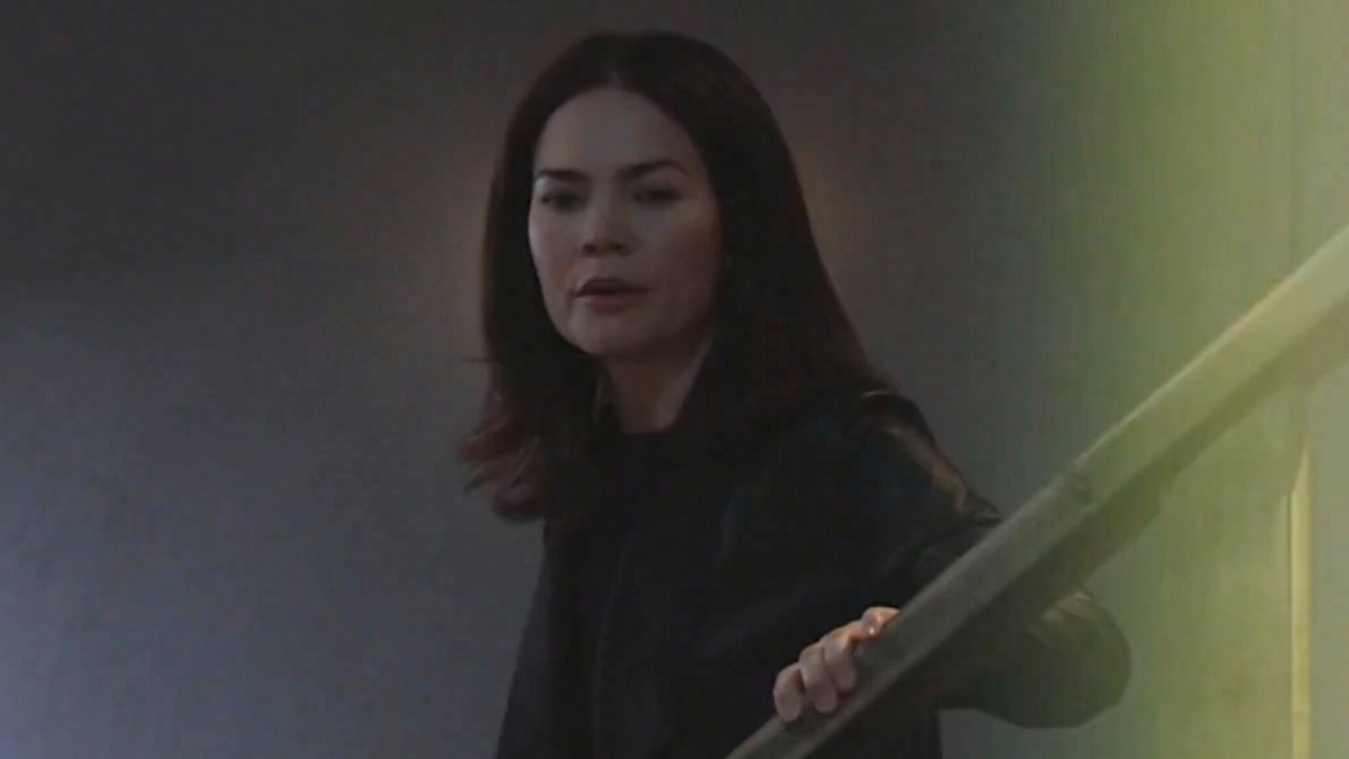 Basement dweller Ric dreams of Elizabeth | Image: ABC