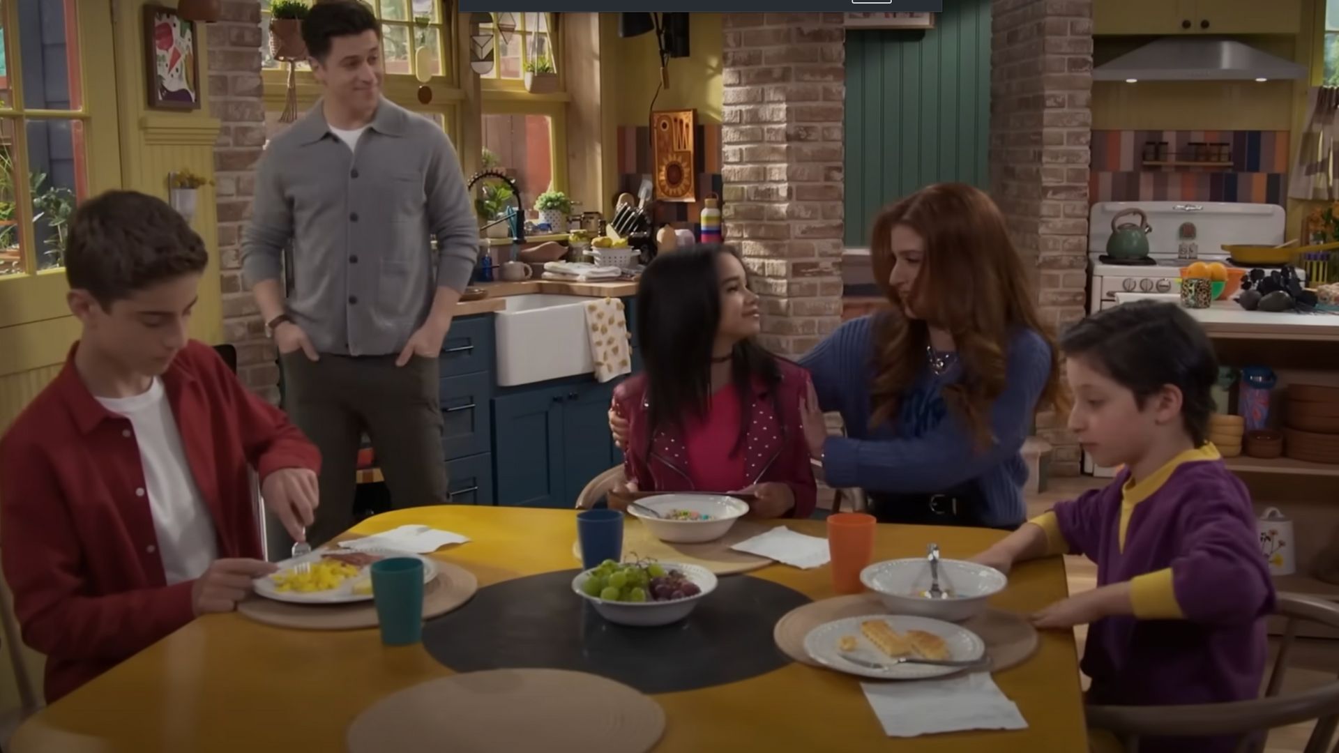 Still from the show (Image via Disney Channel)