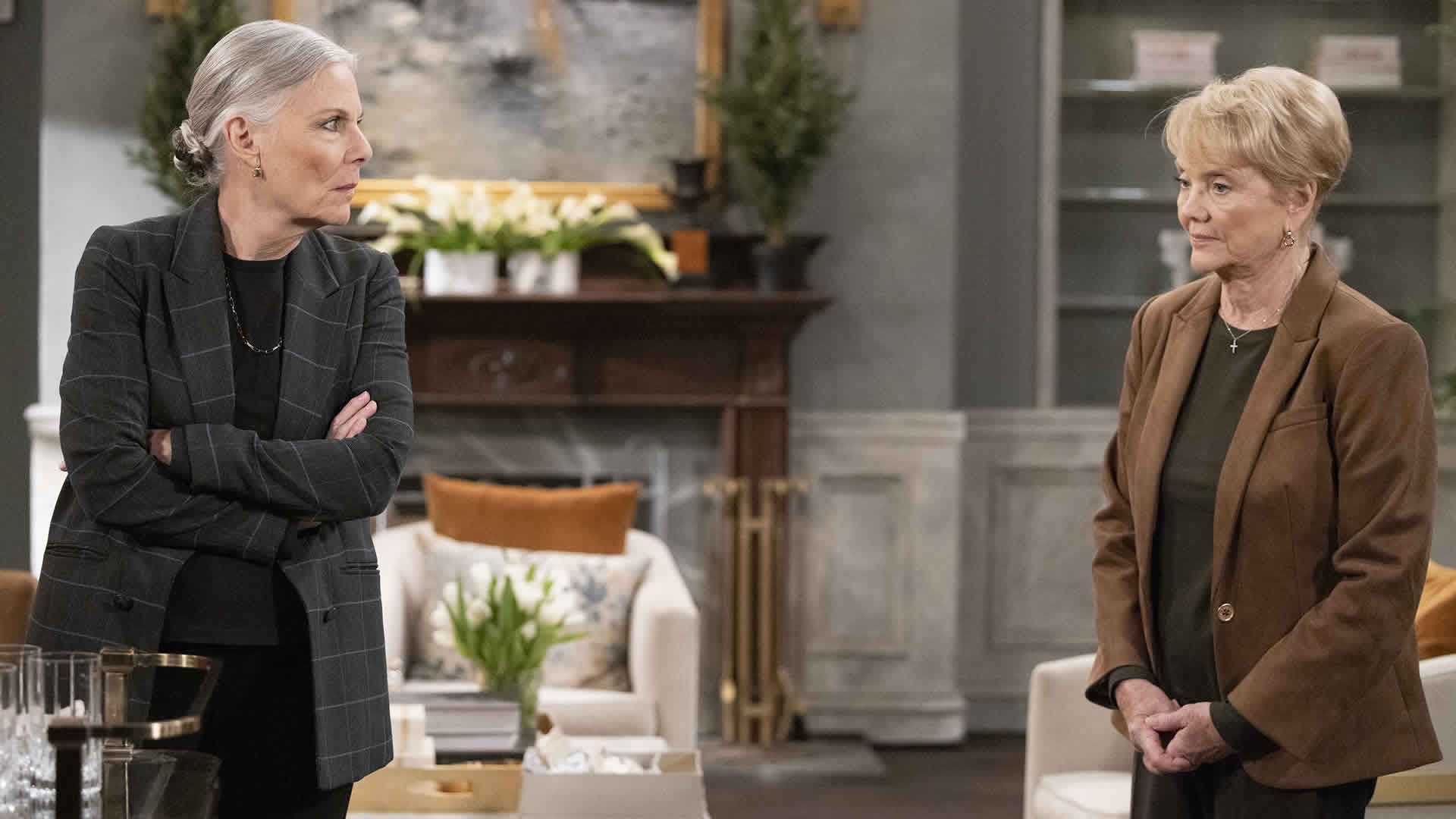 General Hospital&#039;s Tracy badgering Ronnie. | Image Source: ABC