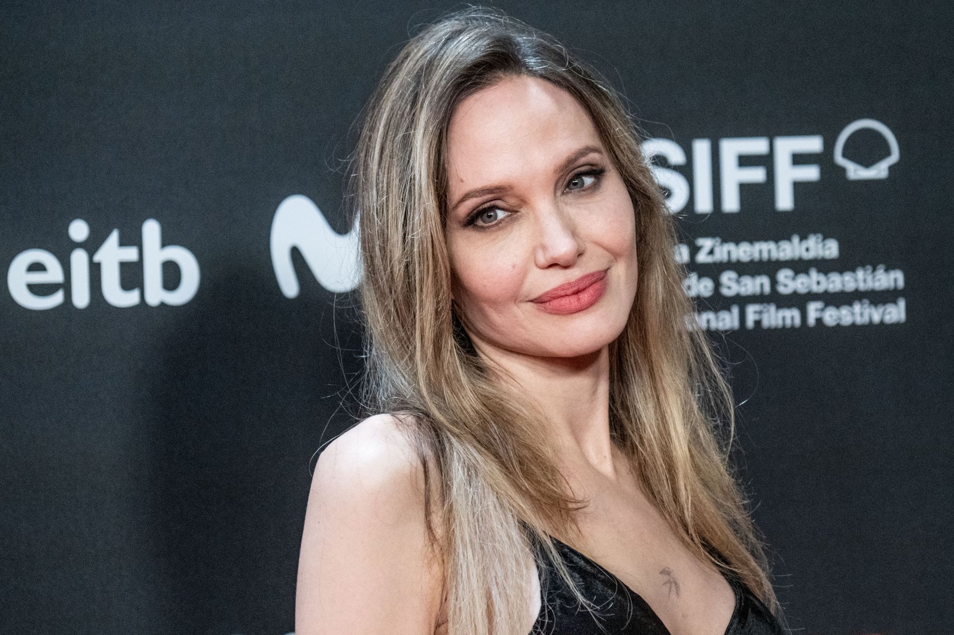 &quot;Couture&quot; - Red Carpet - 73rd San Sebastian International Film Festival - Source: Getty