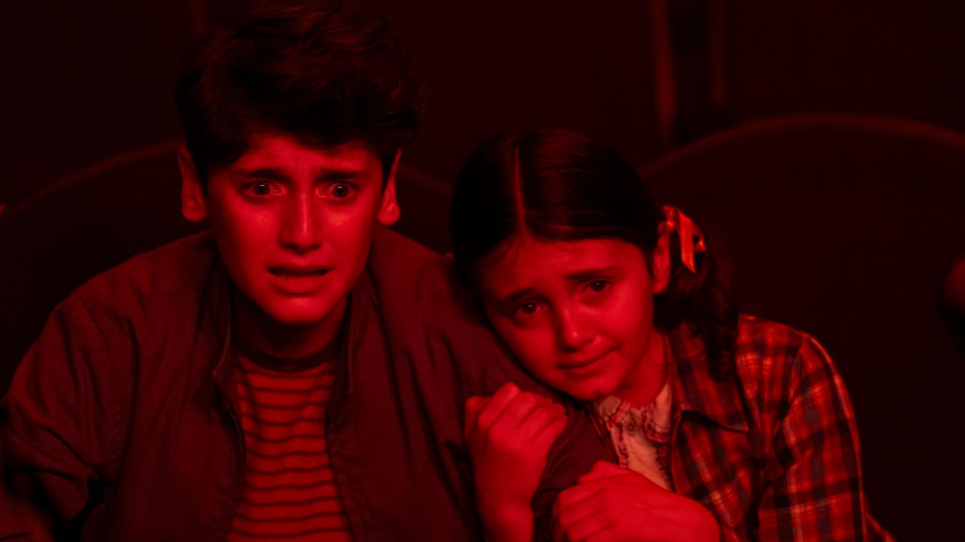 A still from the IT: Welcome to Derry Premiere | Image Via: press.wbd.com