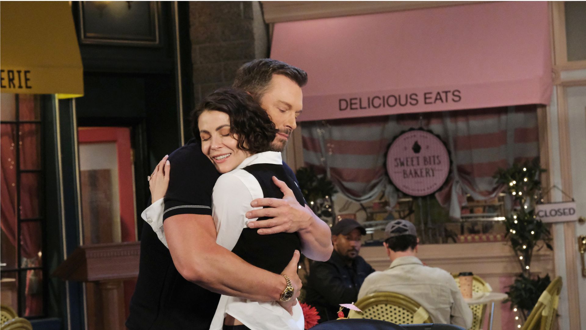 Brady (Eric Martsolf) and Sarah (Linsey Godfrey) on Days of our Lives | Image: JPI