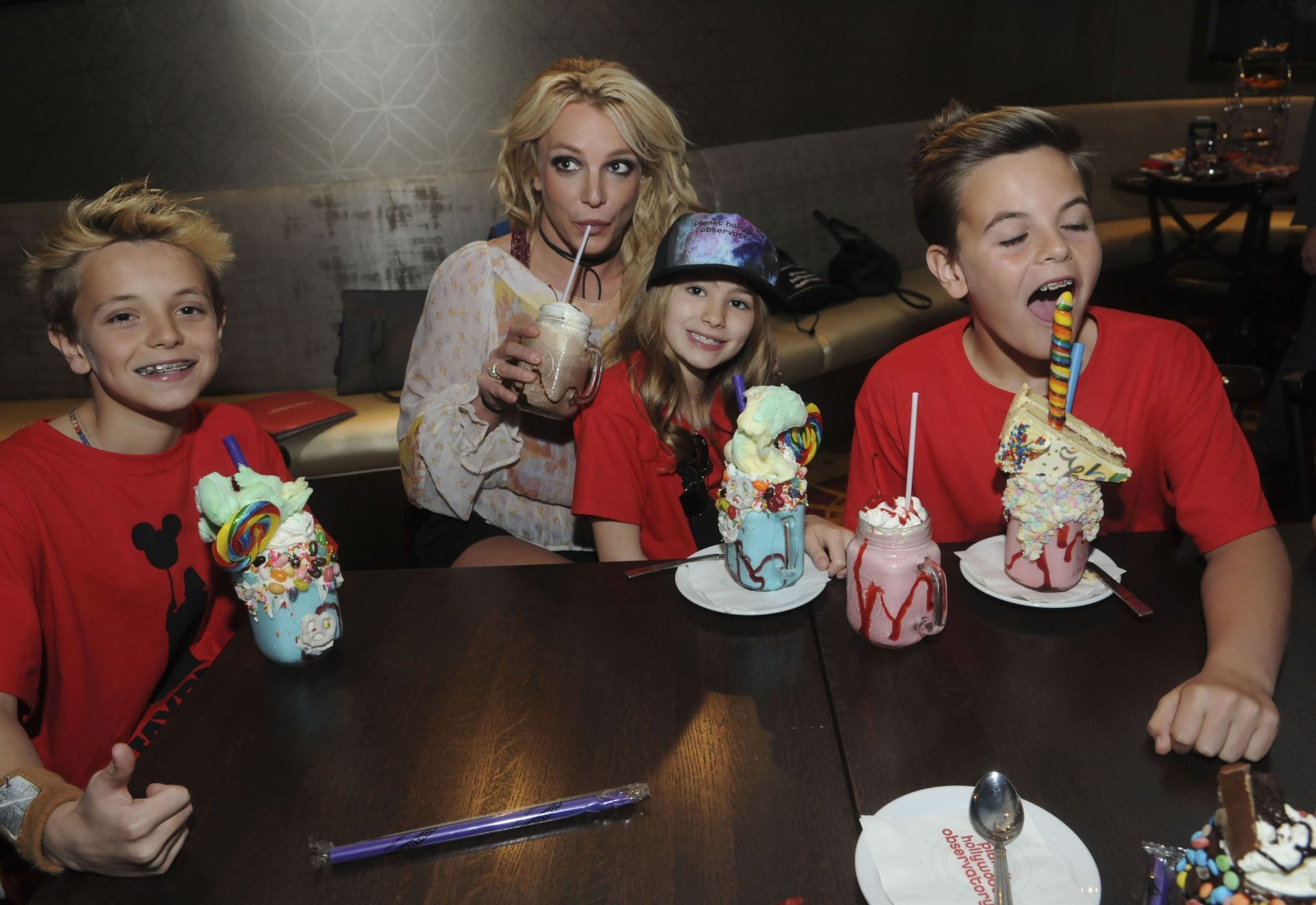 Britney Spears Enjoys A Family Outing At Planet Hollywood Disney Springs - Source: Getty