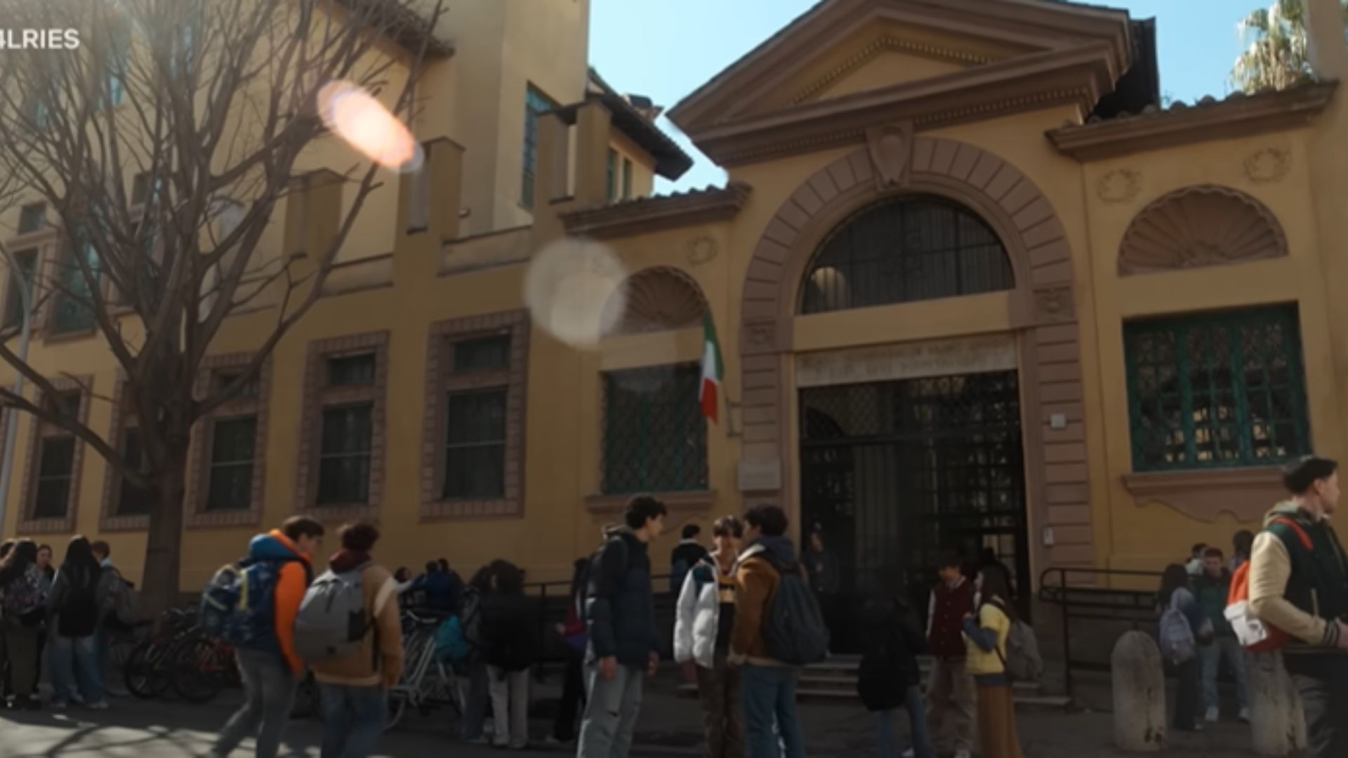 Giuseppe Garibaldi Primary School used in the show (Image via Netflix)