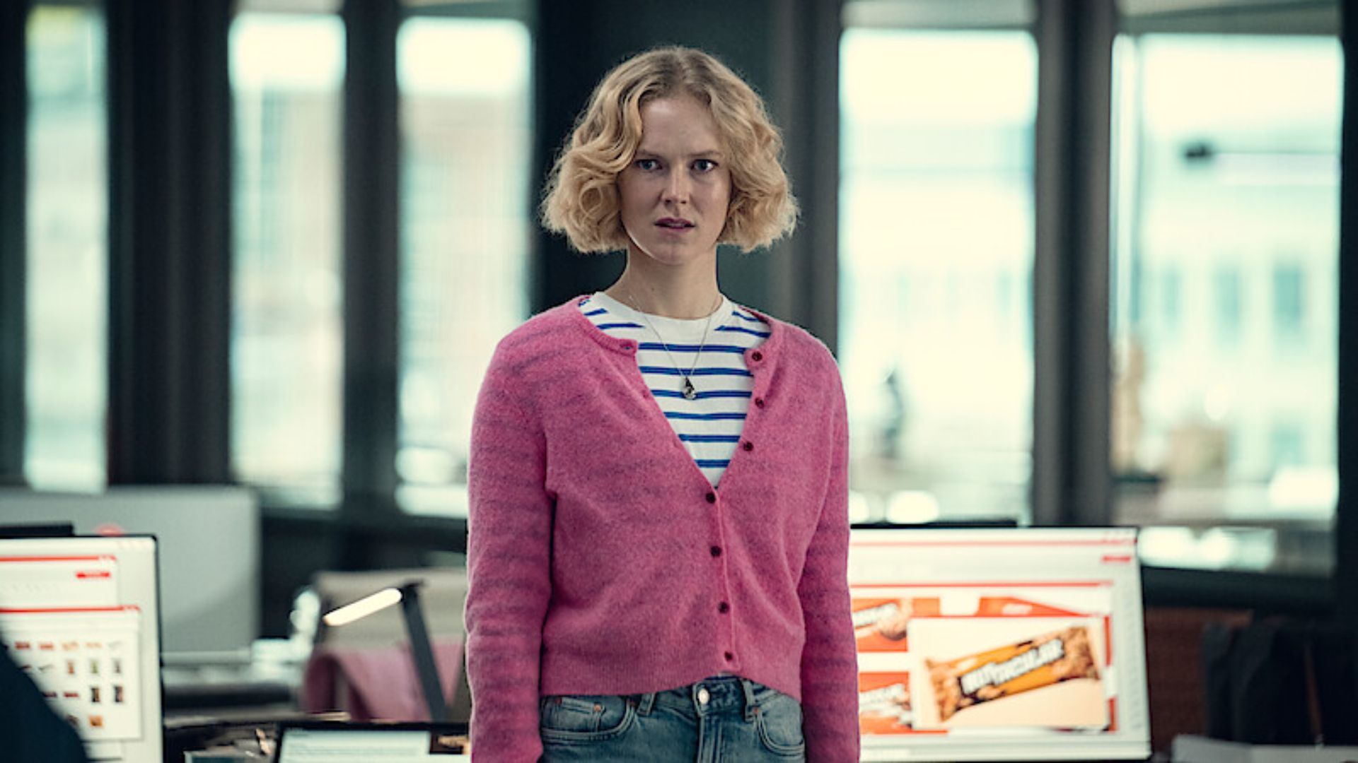A still from Black Mirror Season 7 Episode B&ecirc;te Noire (Image via Netflix)