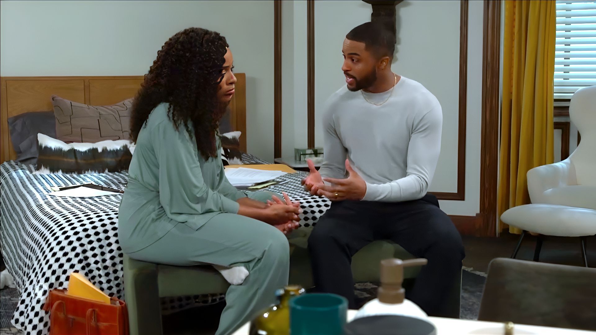 To mom or not to mom was Naomi&#039;s question on Beyond the Gates | Image: CBS