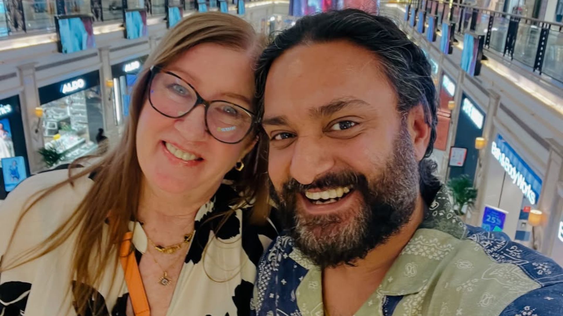 Sumit and Jenny from 90 Day Fianc&eacute;: The Other Way | Image via Instagram/ @sumitjenny