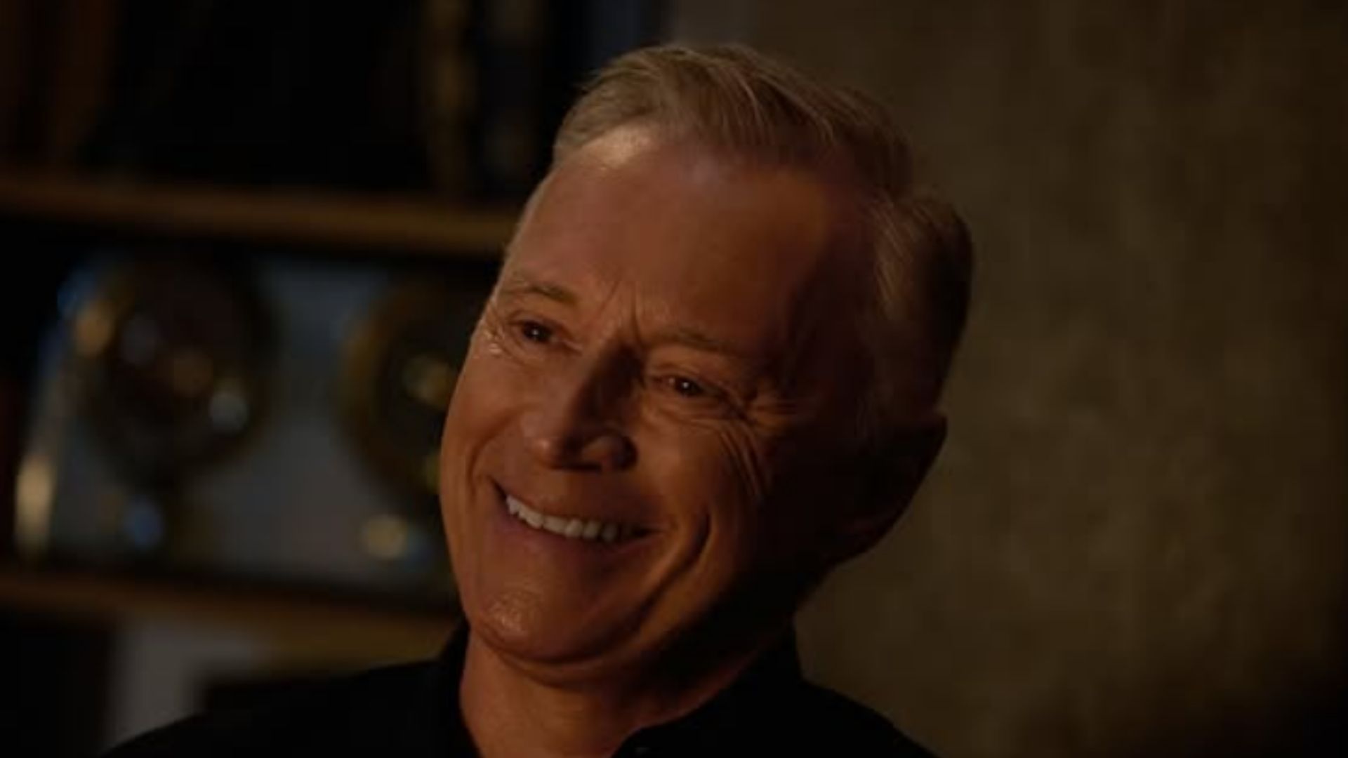 Robert Carlyle as Sherlock in Watson Season 2 Episode 2 (Image Via: Instagram/@watsoncbs)