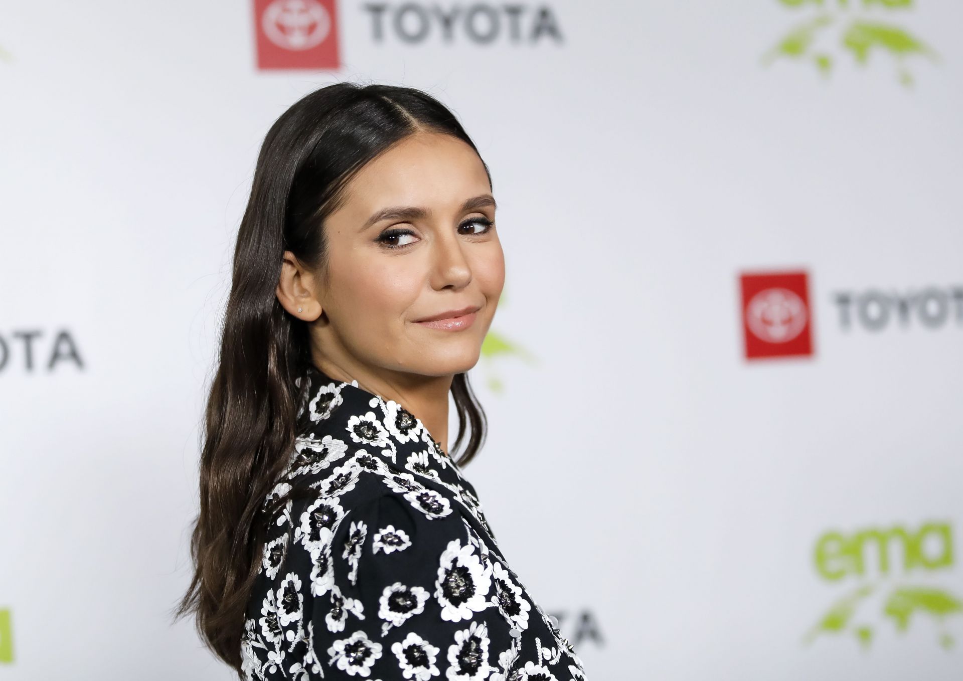 2nd Annual Environmental Media Association (EMA) Honors Benefit Gala - Arrivals - Source: Getty