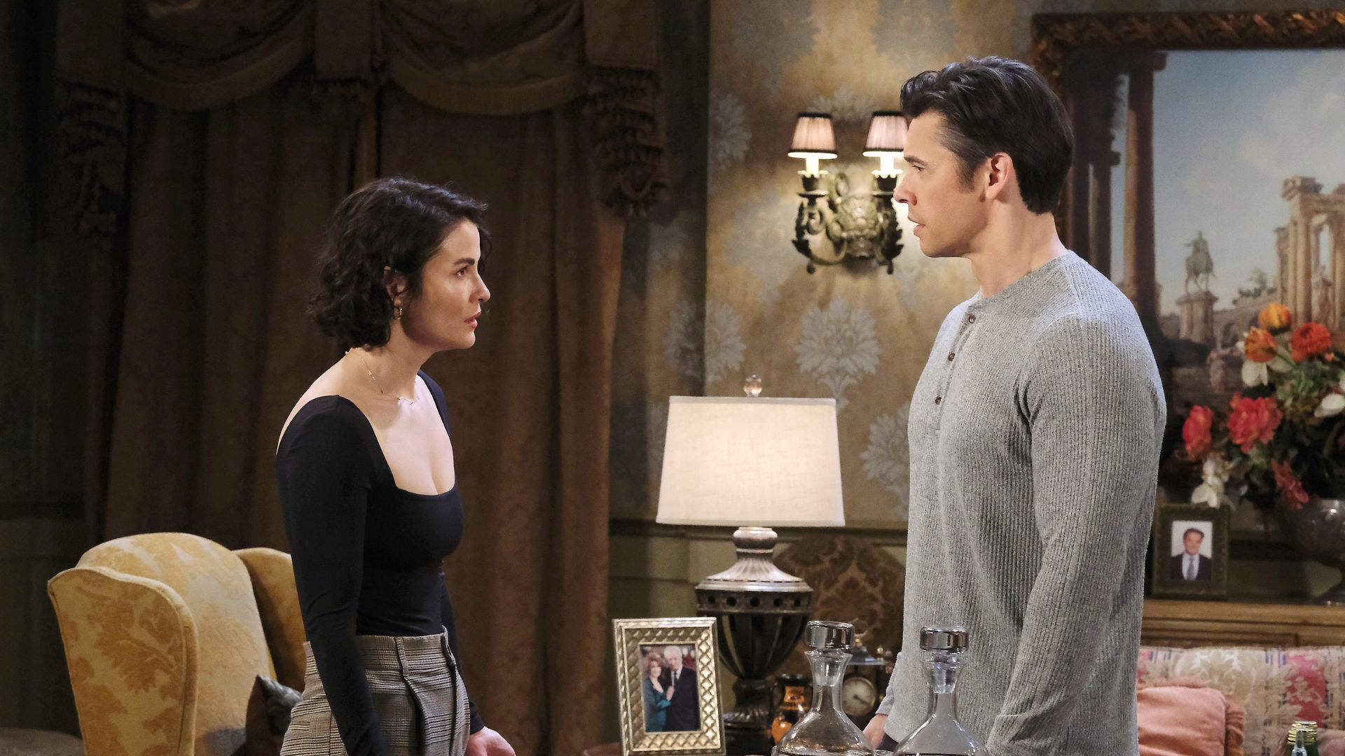 Linsey Godfrey (Sarah) and Paul Telfer (Xander) on Days of our Lives | Image: JPI