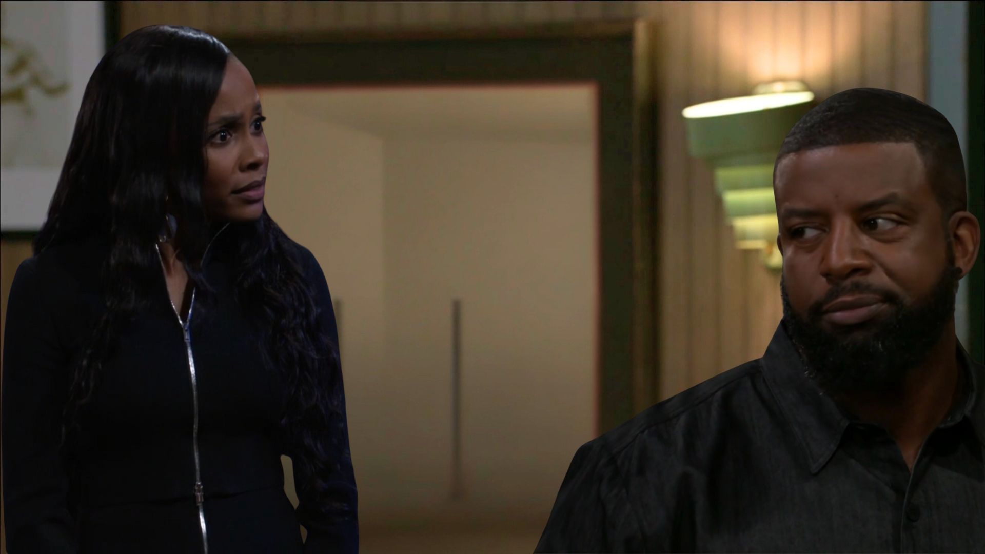 Beyond the Gates: The twist none saw coming, Hayley and Randy are cousins and grifters | Image: CBS