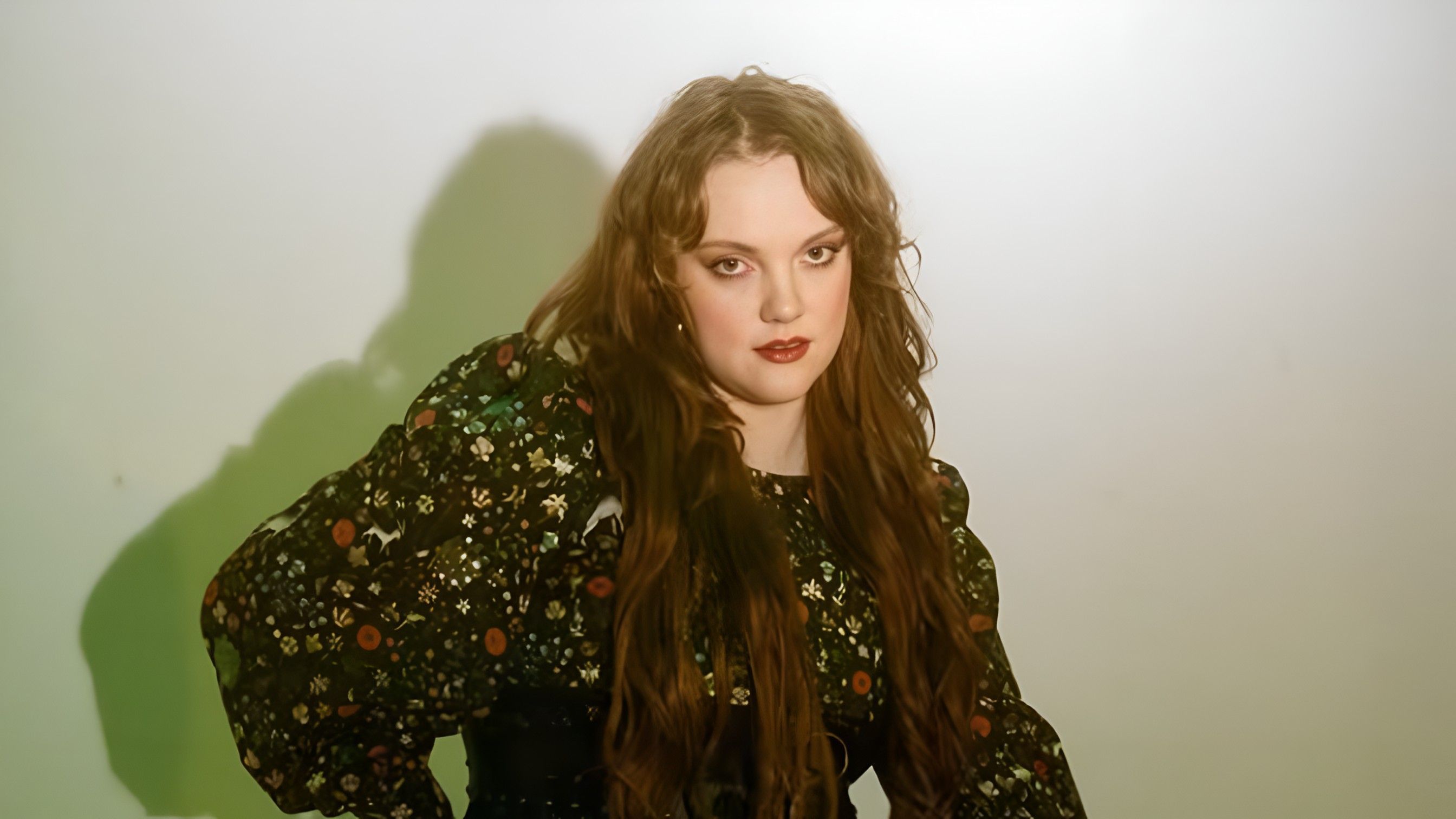 Barb from Stranger Things ( Instagram / @shannonpurser )