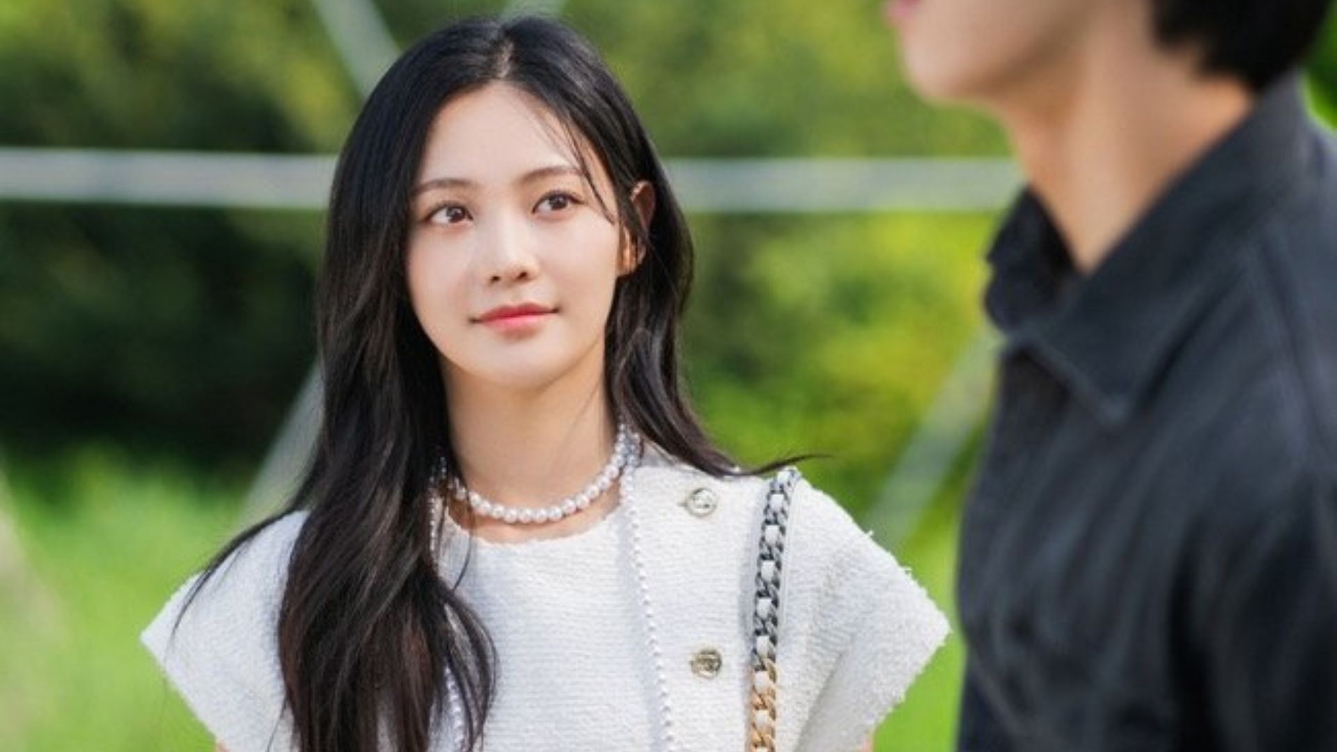 Woo Da-vi as Yoo Ha-yeong (Image via X @SBSNOW)