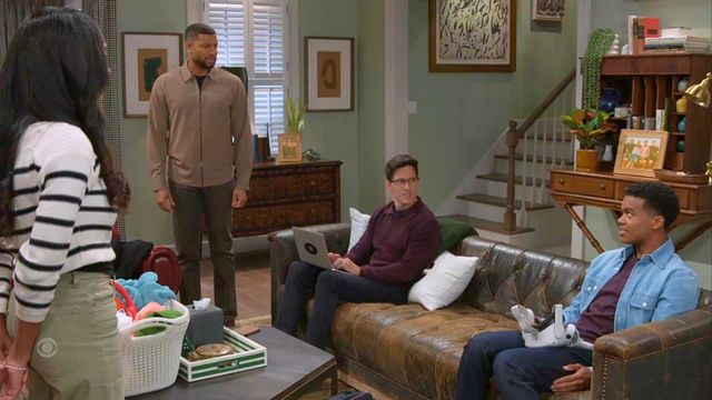 The Richardson-Smiths have a surprise guest | Image: CBS
