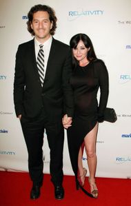 Kurt Iswarienko and Shannen Doherty at the 2011 Golden Globes Afterparty in Beverly Hill, California (Image via Getty)