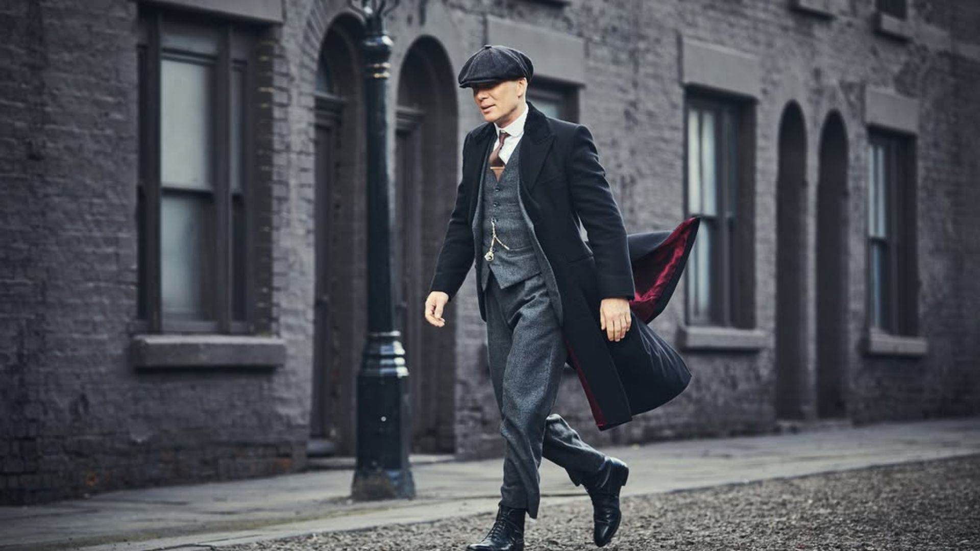 Where was Peaky Blinders filmed? (Image via Instagram/@peakyblindersofficial)