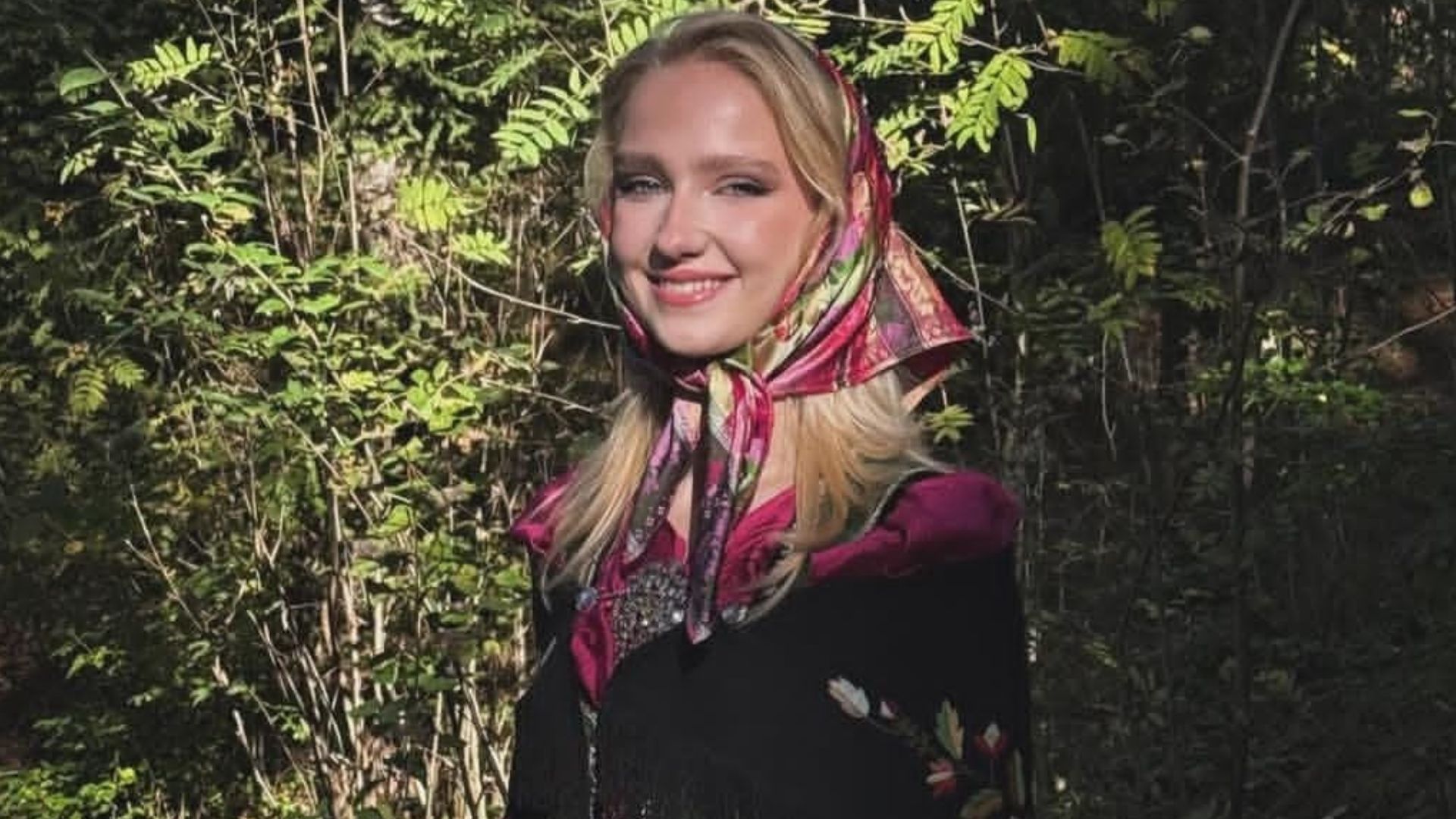 Leonora Lysglimt-R&oslash;dland, Miss Norway, went viral for her salmon costume worn for a Miss Universe event.(via/Instagram/leonoralysglimt)