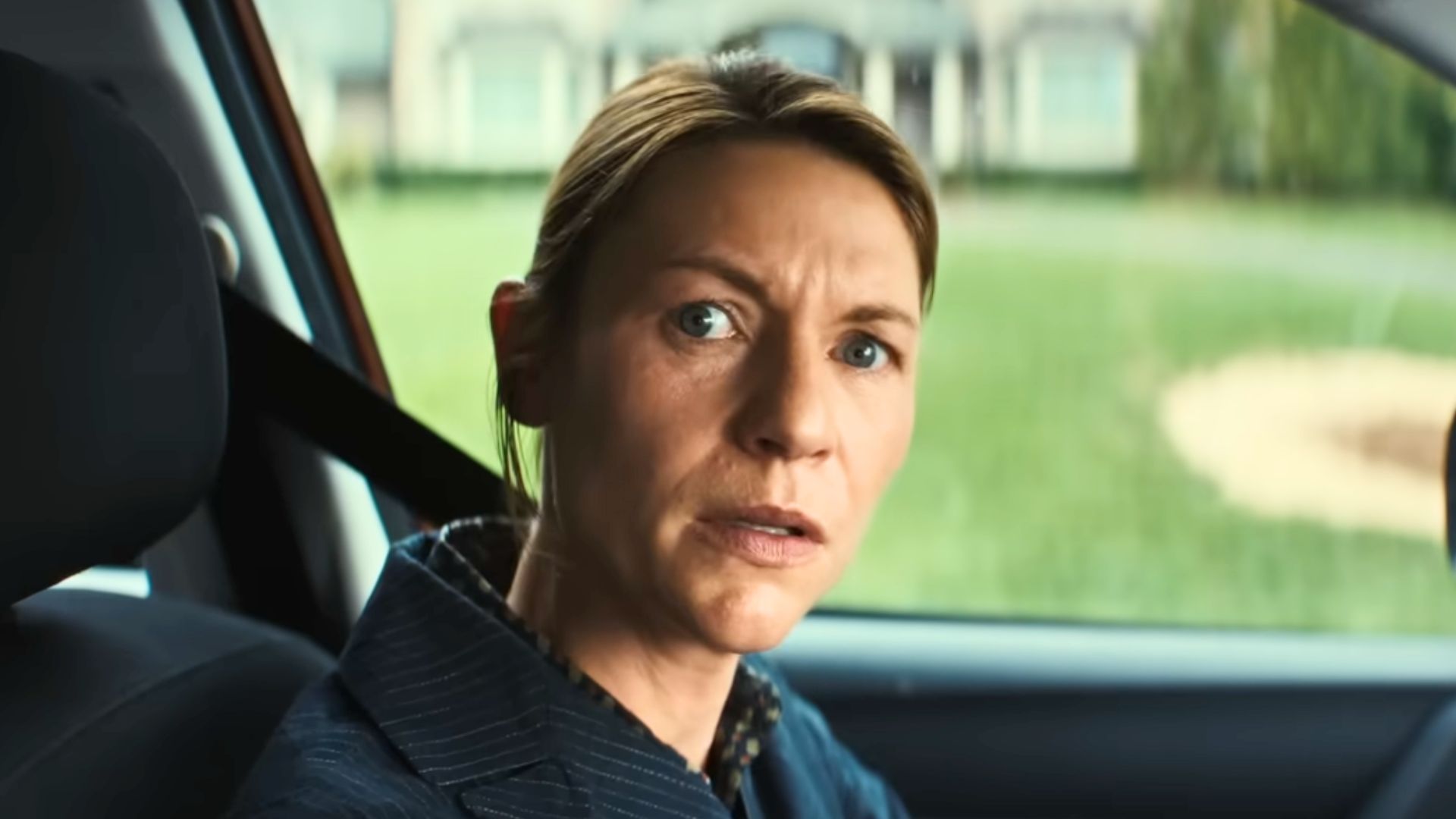 Claire Danes in The Beast in Me | Image via YouTube/Netflix