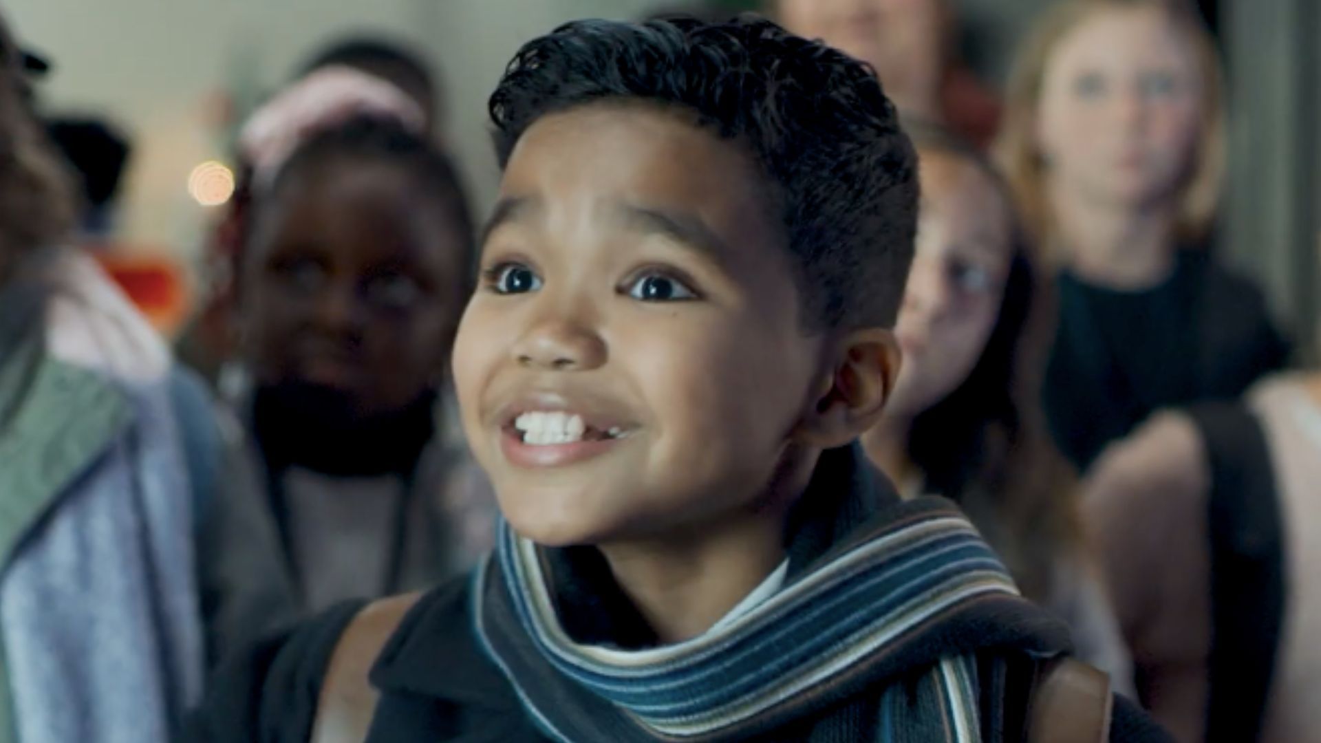 A still from Tidings for the Season | Image via @Youtube/HallmarkChannel