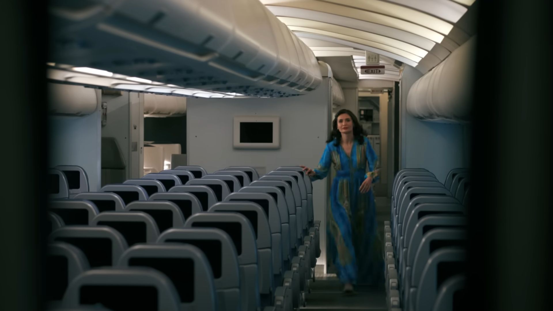 Karolina Wydra plays Zosia in Pluribus. (Image via Apple TV)