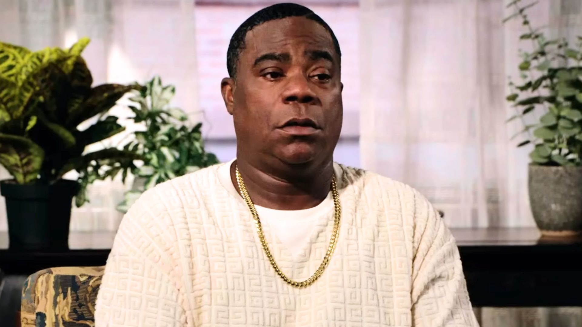 Tracy Morgan in Crutch | Image via YouTube/Paramount+