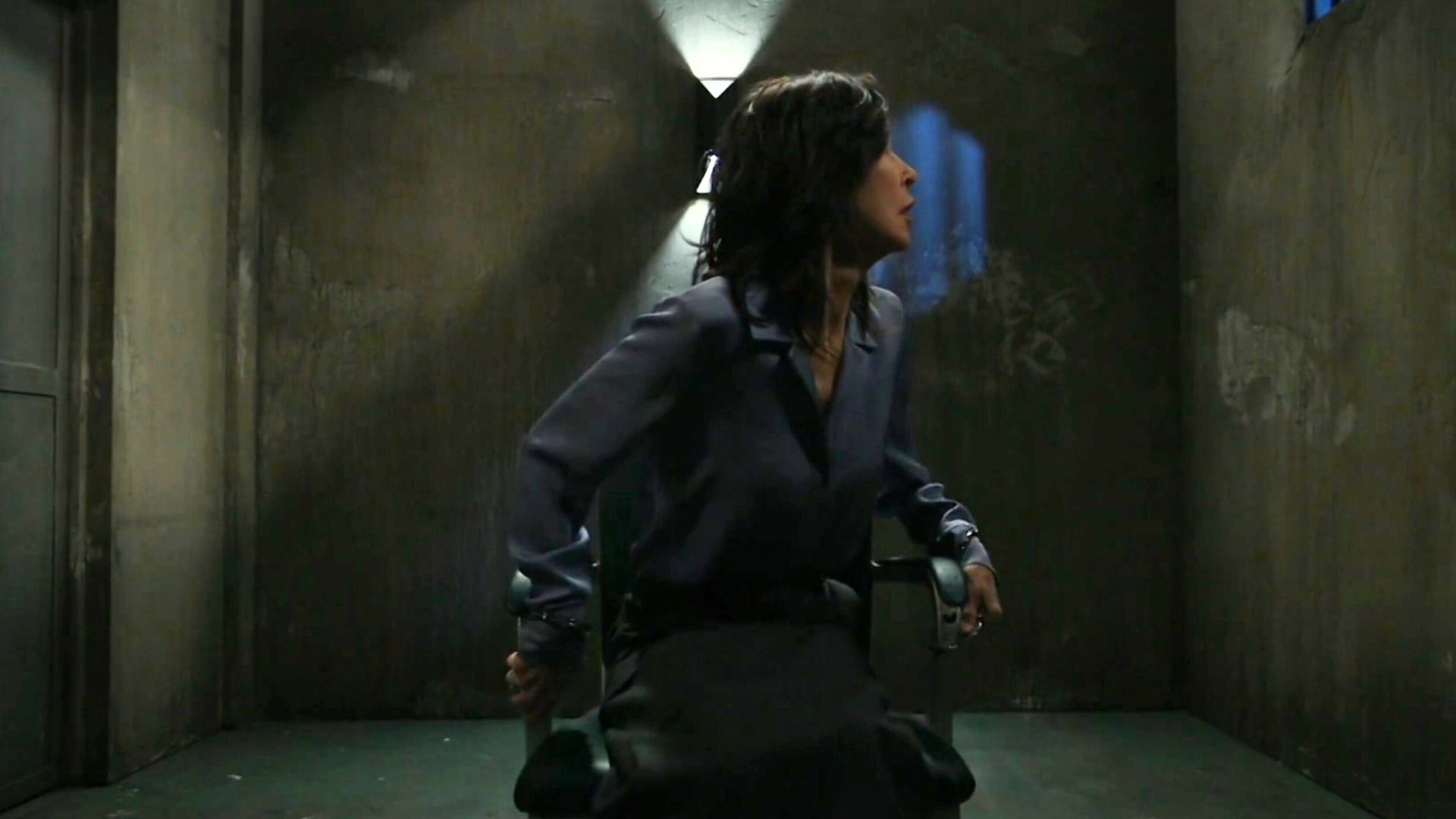 Anna cries for help in desperation on General Hospital | Image: ABC