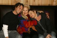 Sally Kirkland flanked by (L-R) Van Fischer and Jeremy Renner at the 2006 Slamdance Film Festival (Image via Getty)