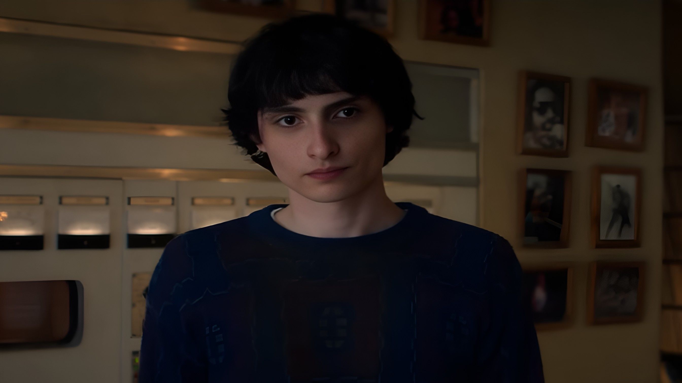 Stranger Things ( Image via YouTube /  Netflix, Stranger Things )