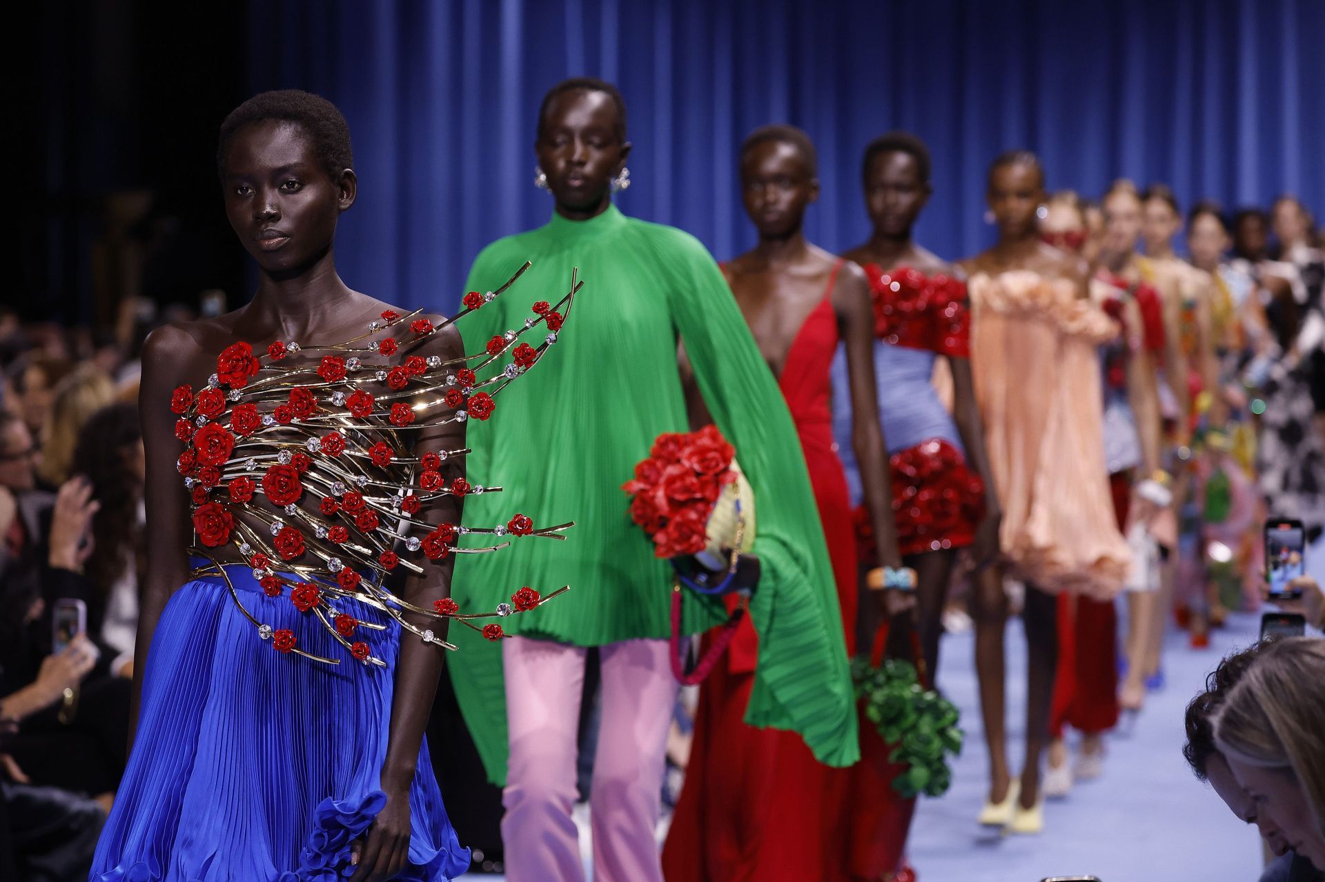 Balmain: Details - Paris Fashion Week - Womenswear Spring/Summer 2024 - Source: Getty