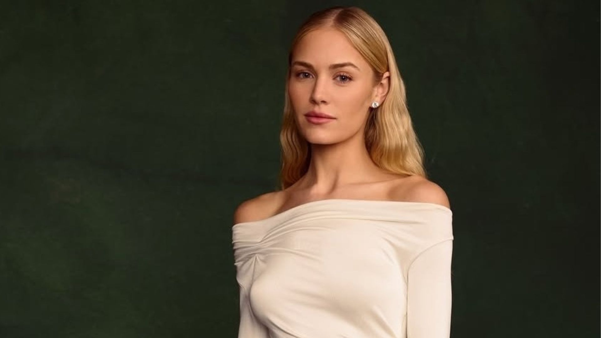 Michelle Randolph plays Ainsley in Season 2 (Image Via Instagram/@landmanpplus)