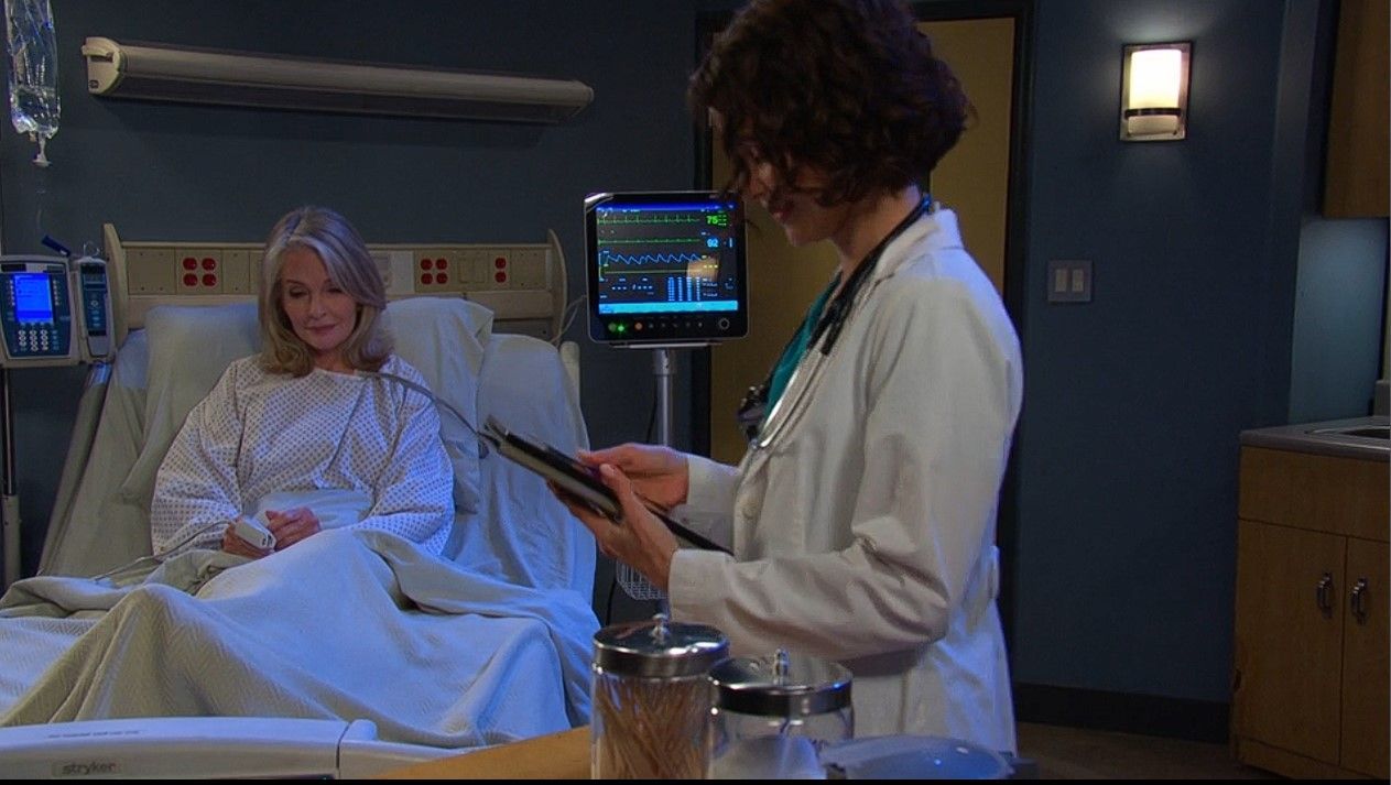 Sarah (Linsey Godfrey) conferred with Marlena (Deidre Hall) about her recent troubles on Days of our Lives. \Image: Peacock