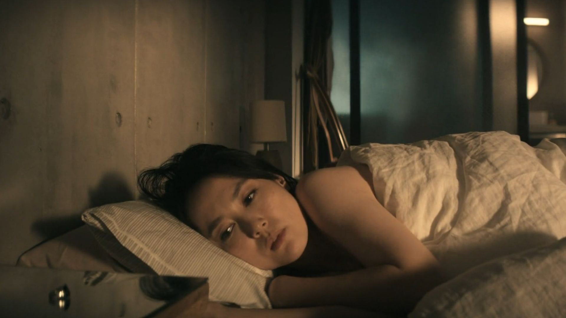 A still from Invasion Season 1 Episode 1 (Image Via: Apple TV)