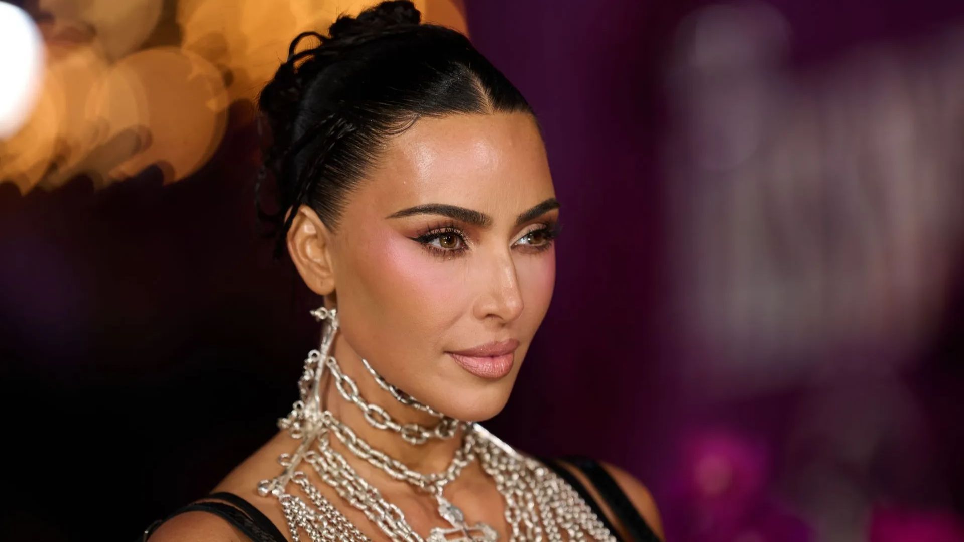 Kim Kardashian stuns for Kris Jenner
